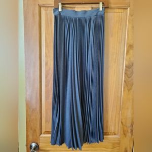 Escada long accordian pleated skirt